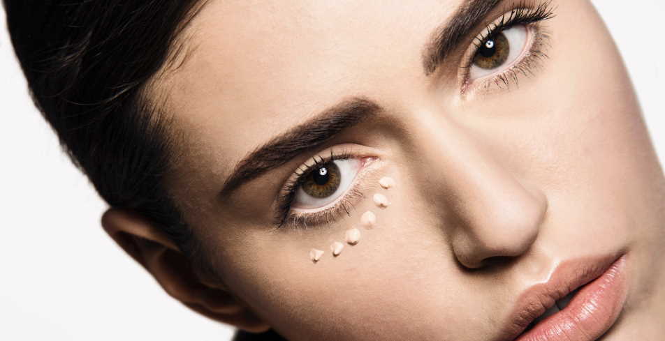 Can you wear under eye concealer without foundation?